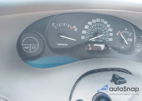 2004 Buick Century z USA, uszkodzony, nr VIN 2G4WS52J541328608